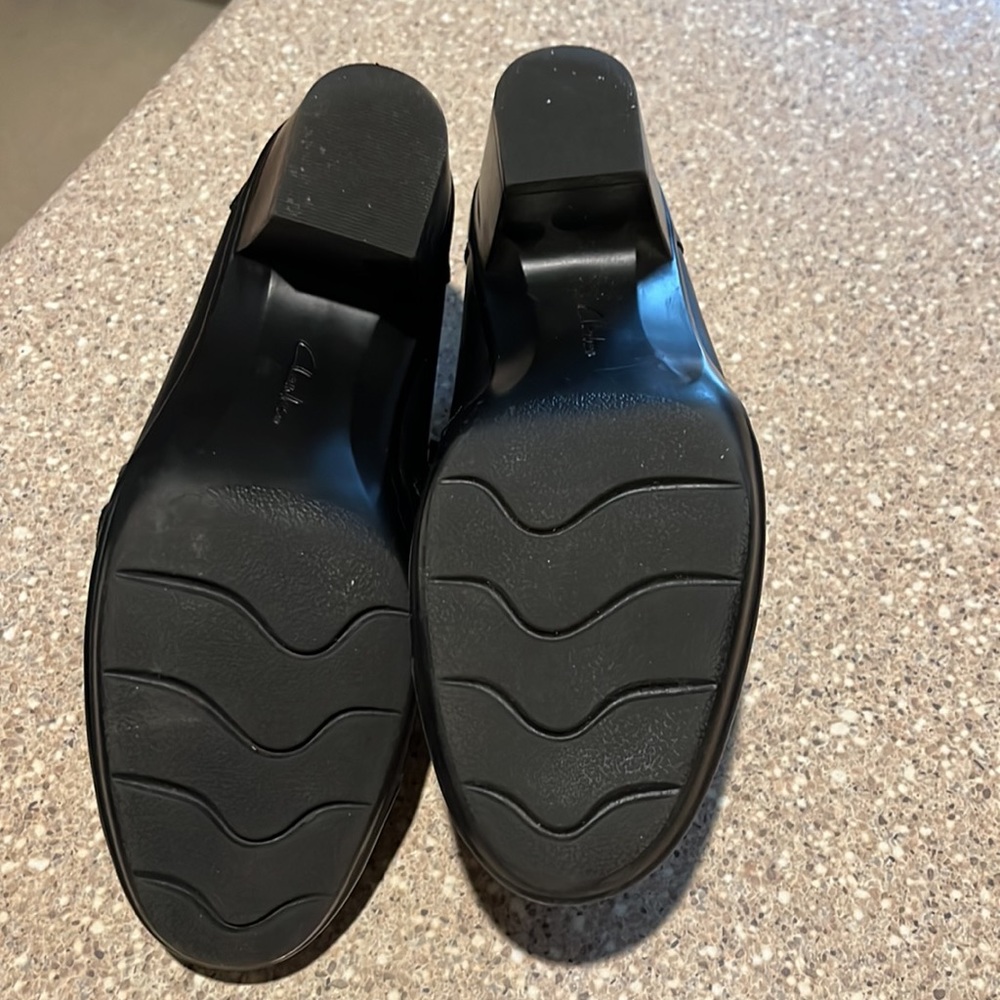 Women’s CLARKS Size 7.5 - Picture 5 of 5